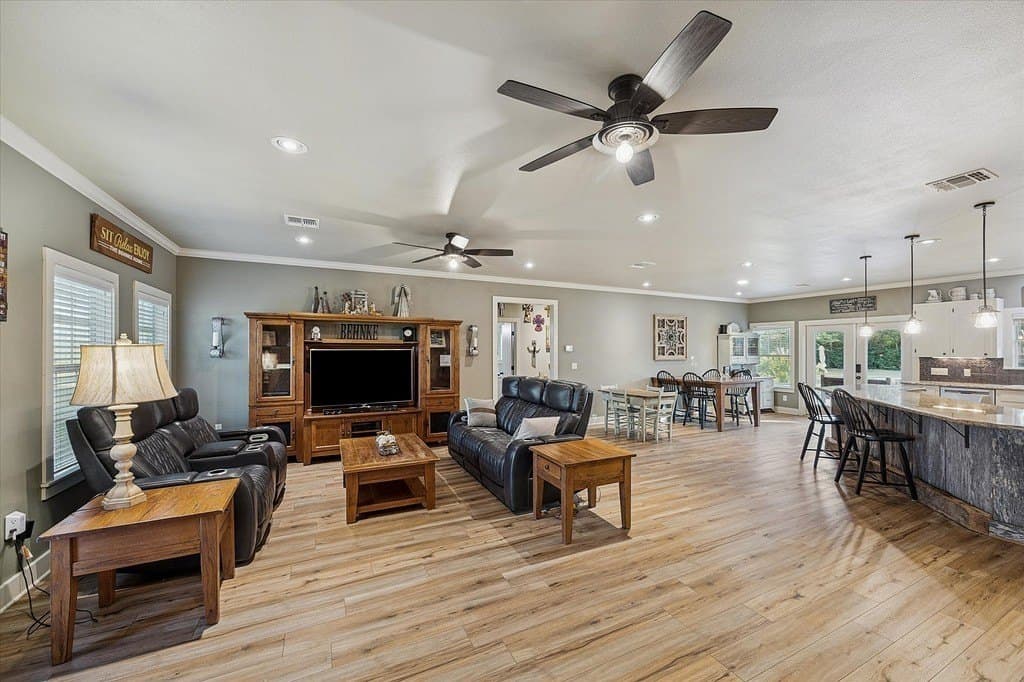 2.92 acres in Fayette County gallery image 3