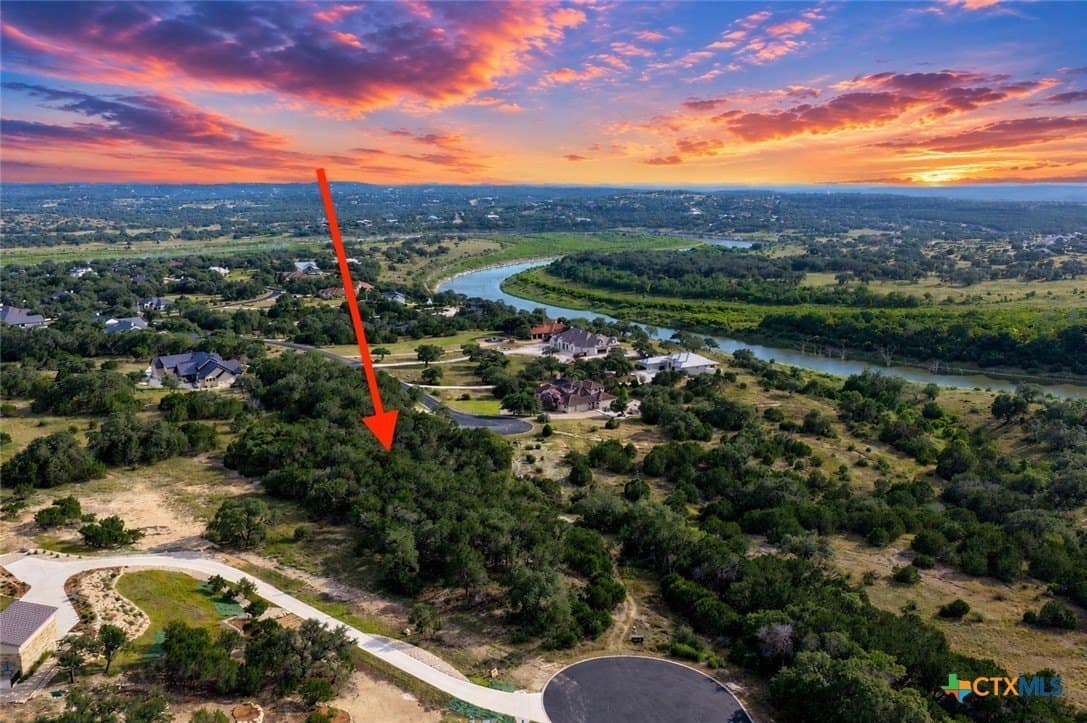 1.79 acres in Comal County gallery image 4