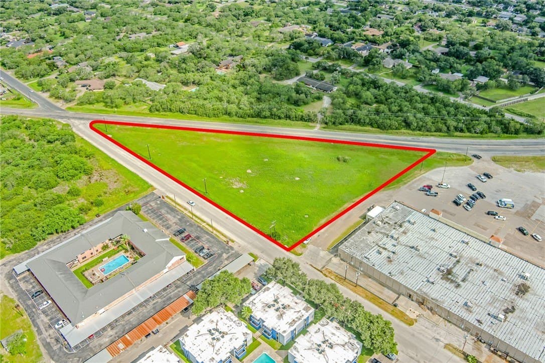 2.38 acres in Kleberg County gallery image 3
