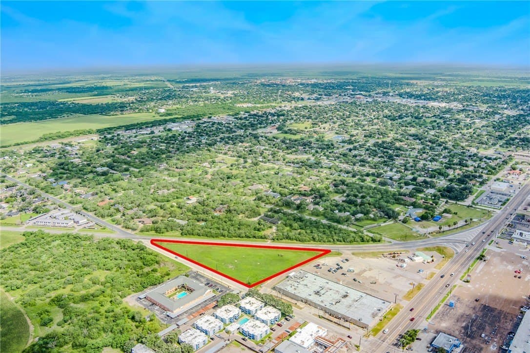 2.38 acres in Kleberg County gallery image 4