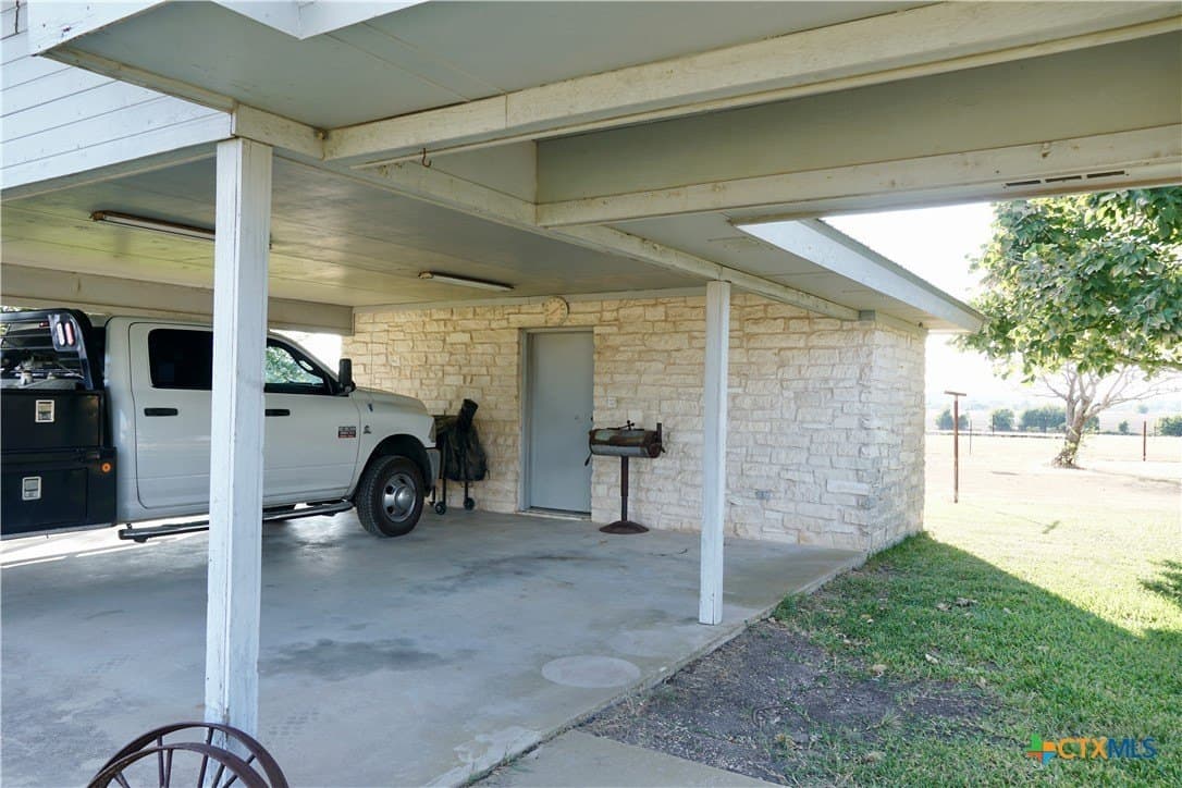61.44 acres in Williamson County - photo 20