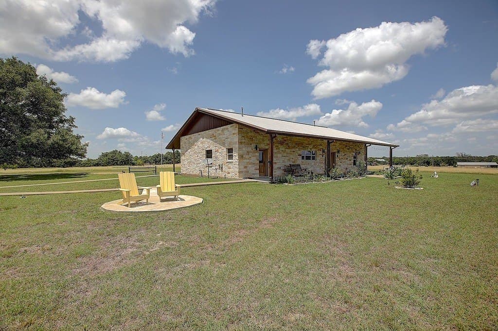 10 acres in Fayette County gallery image 4