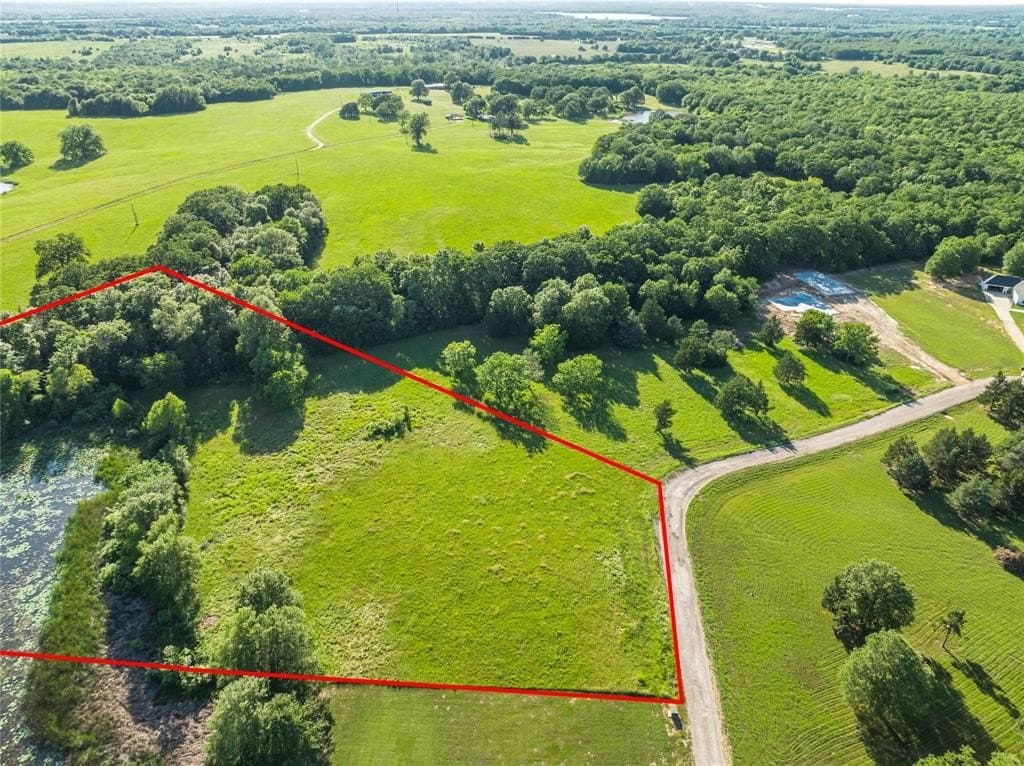 5.03 acres in Lamar County gallery image 2