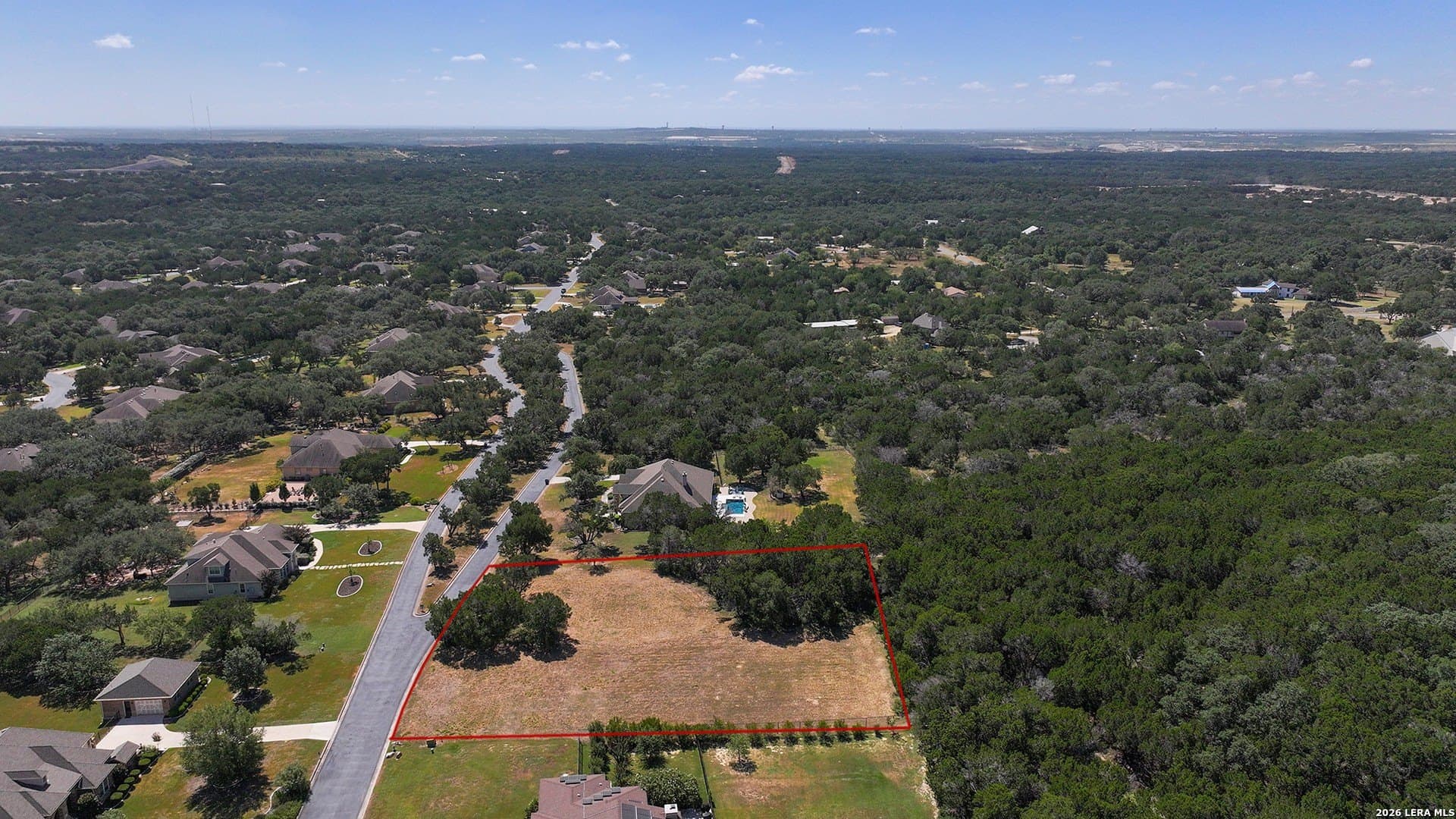 1.09 acres in Comal County - photo 4