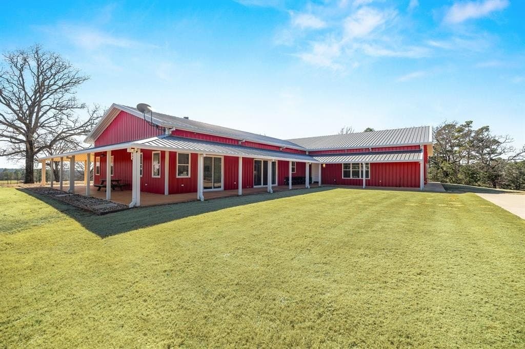 53.74 acres in Smith County