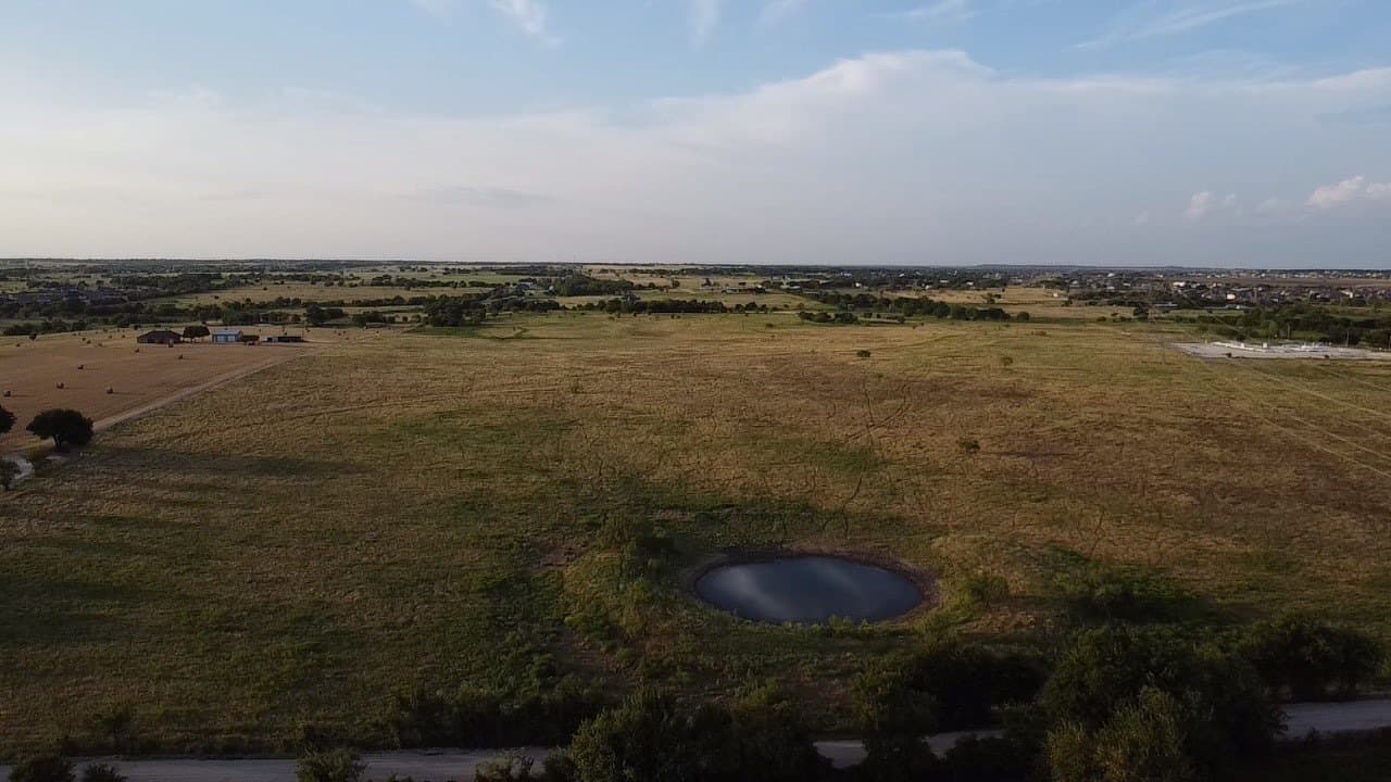 116.87 acres in Johnson County - photo 2