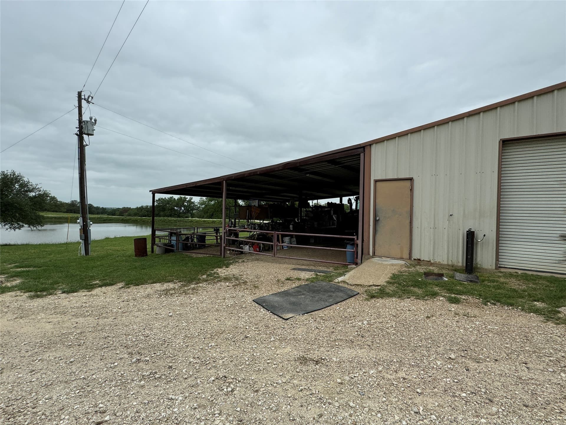 139.64 acres in Falls County - photo 13