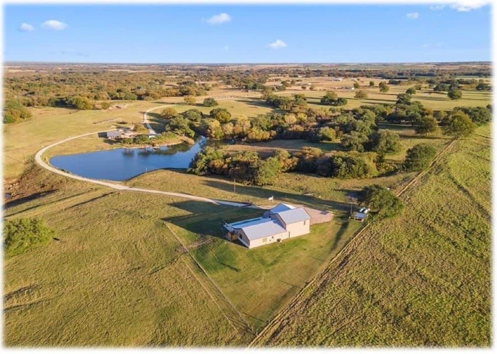 139.64 acres in Falls County - photo 3
