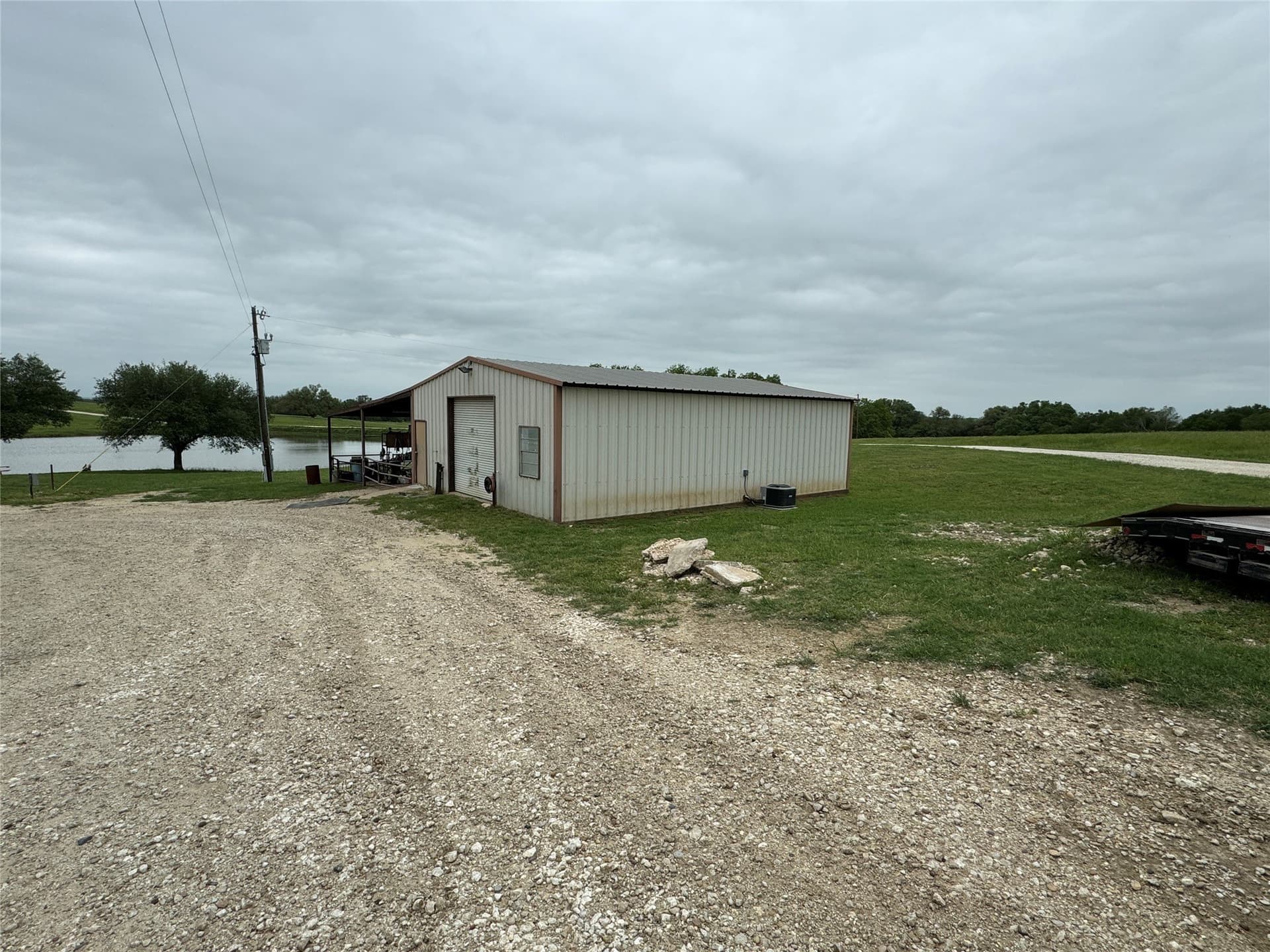 139.64 acres in Falls County - photo 12