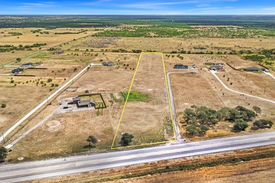 6.36 acres in Nueces County