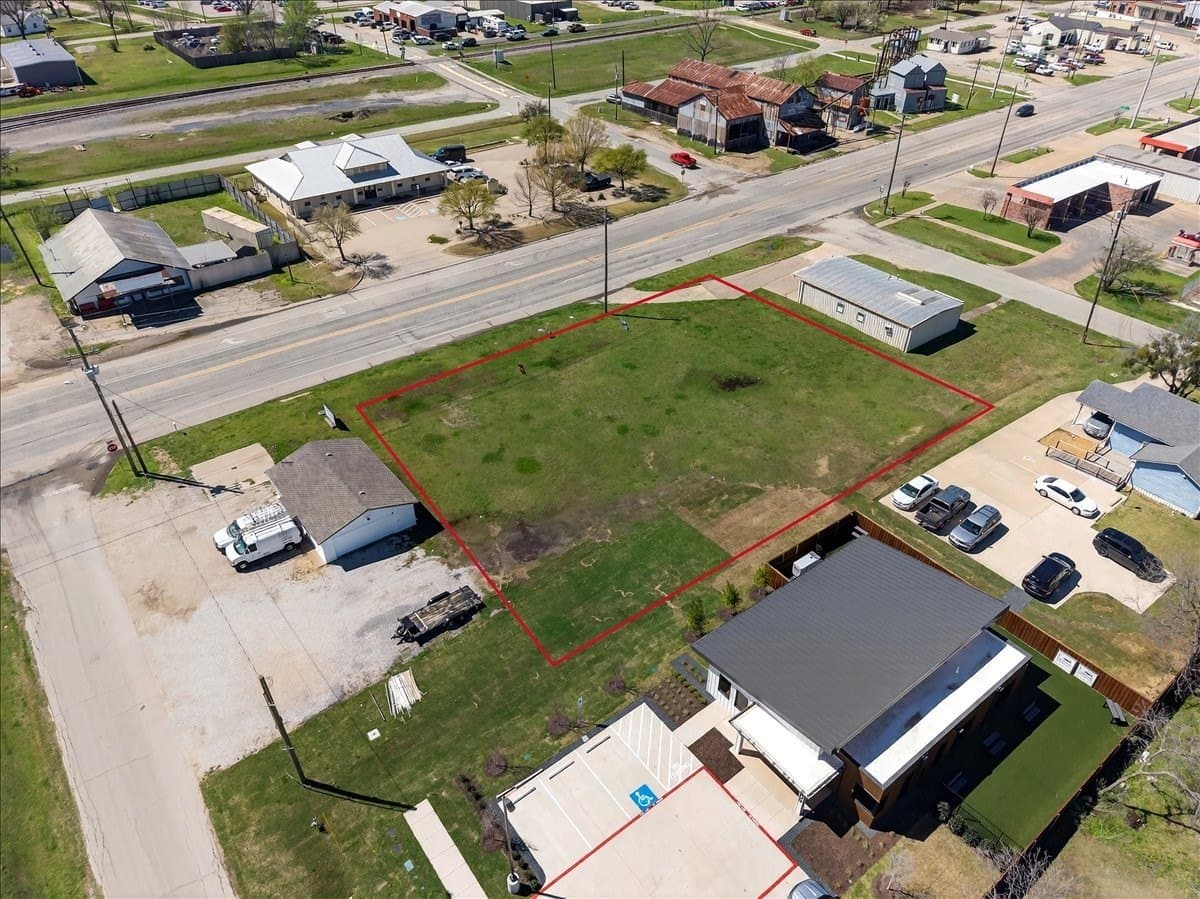 0.4 acres in Kaufman County - photo 9