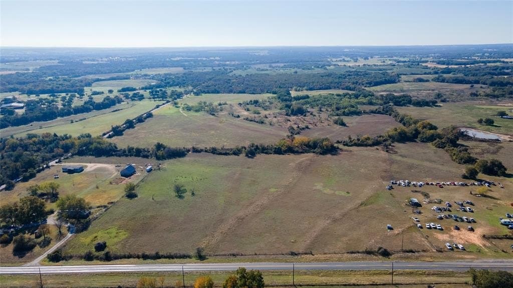 10.21 acres in Wise County