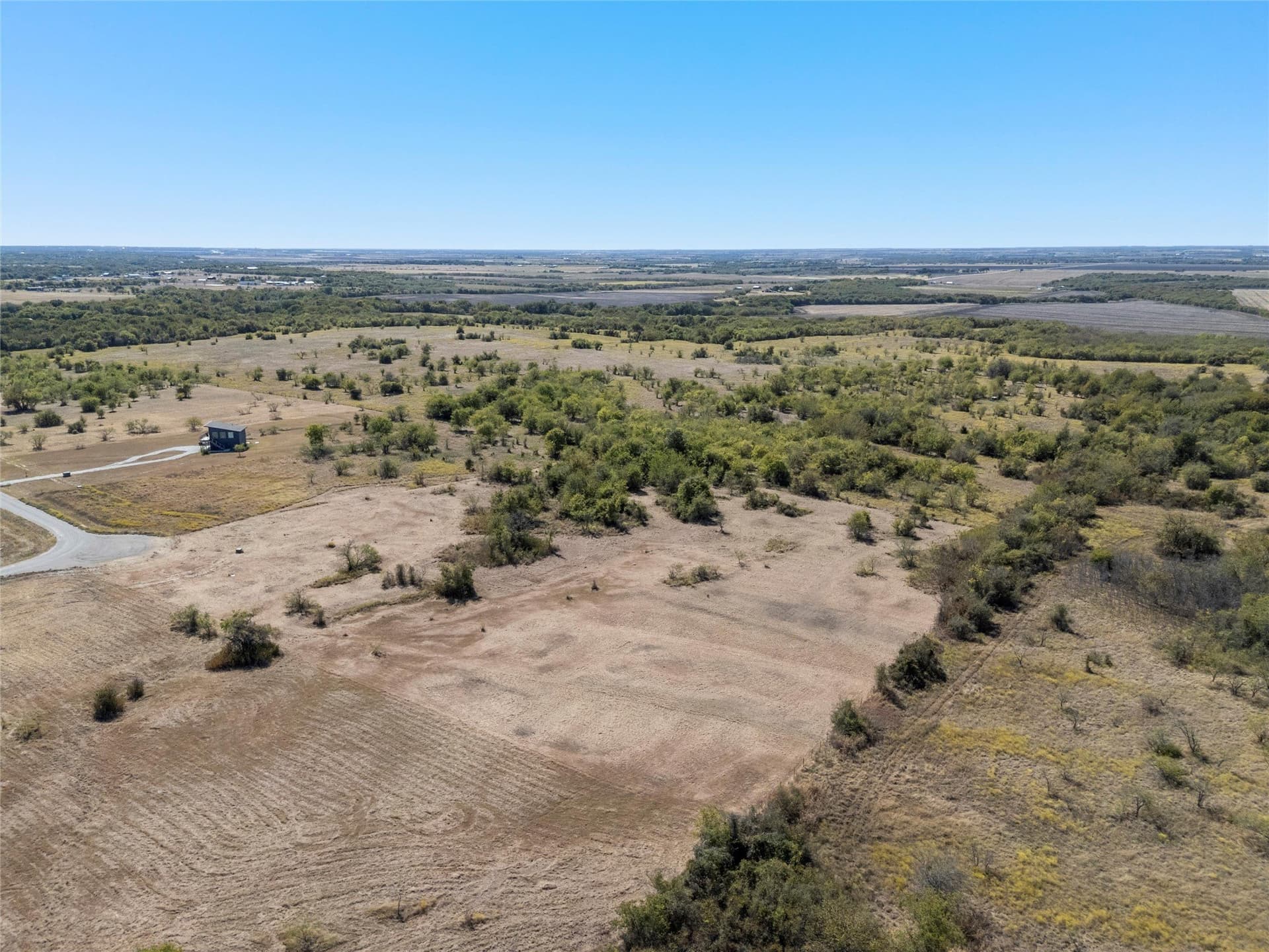 5 acres in Hill County - photo 6