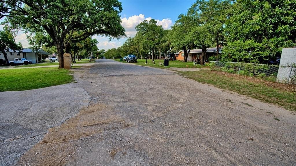1.17 acres in Montague County gallery image 3