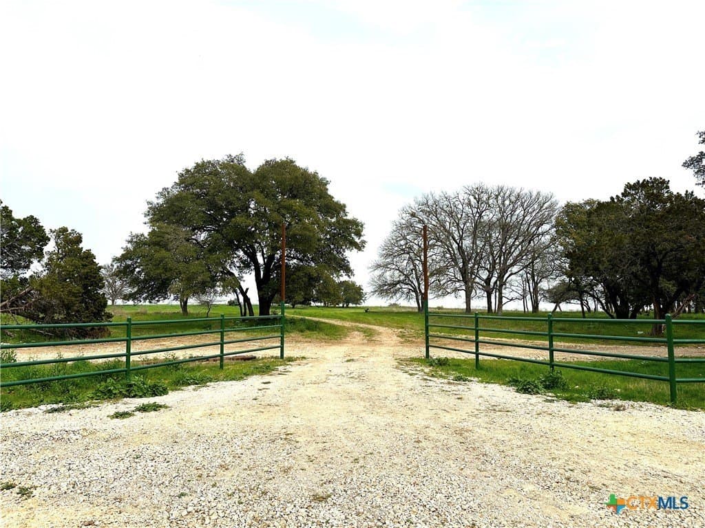 10 acres in Coryell County - photo 8