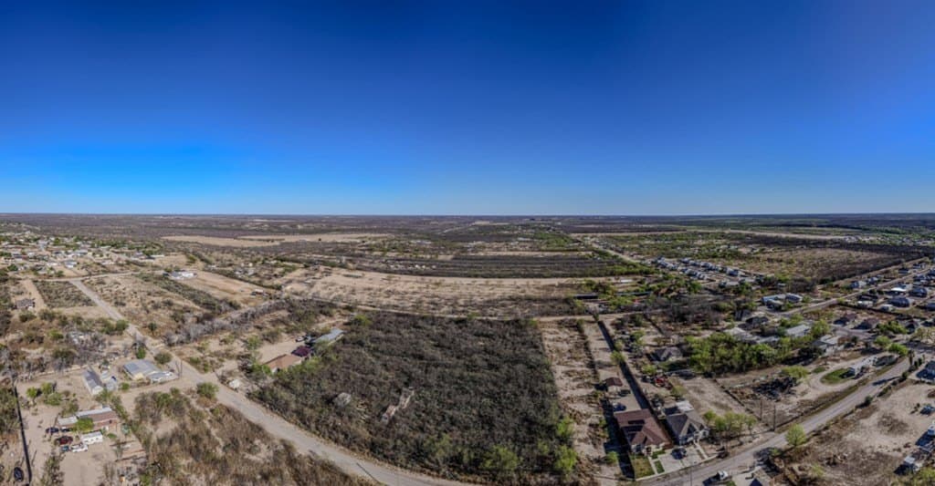 4.52 acres in Maverick County - photo 10