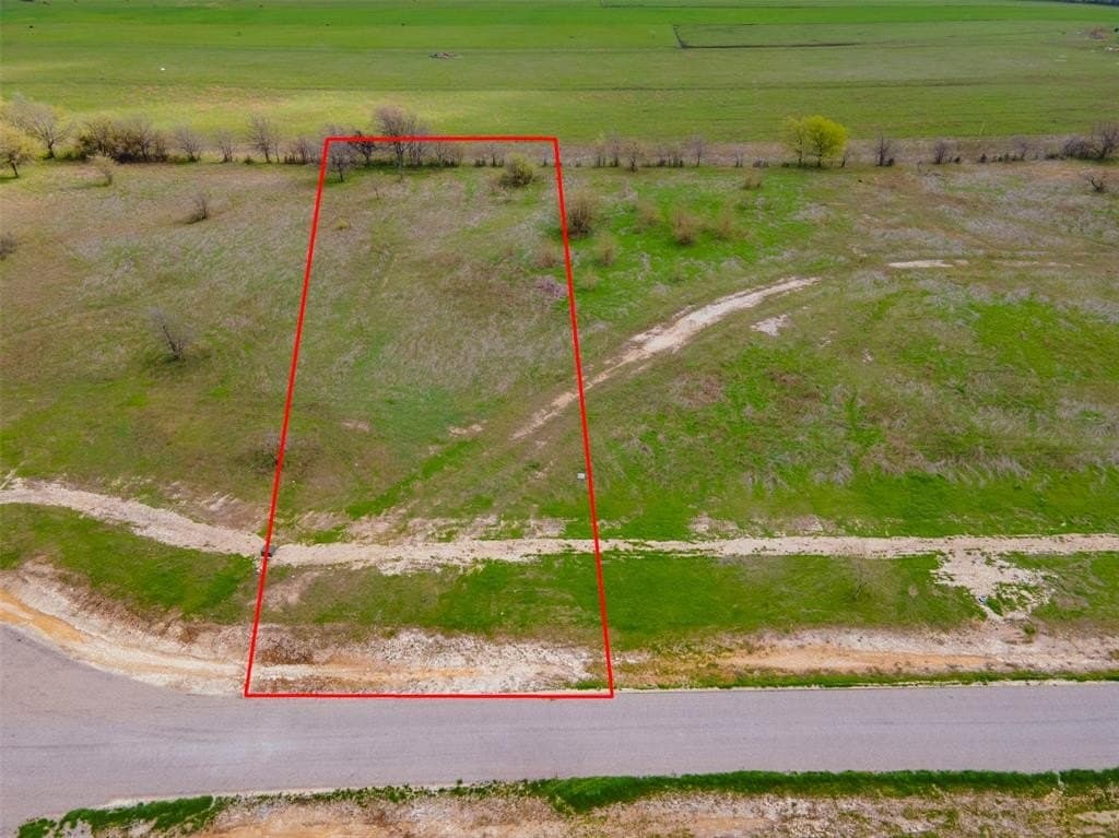 2 acres in Hill County gallery image 2