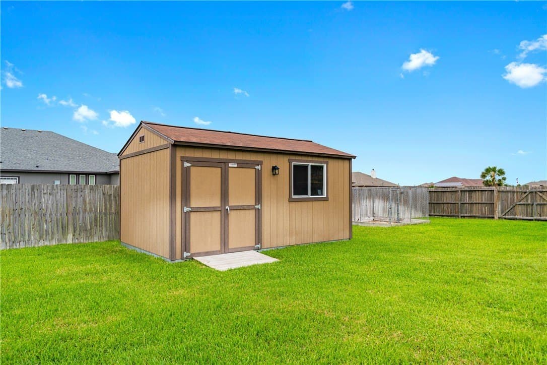 43,630 acres in Nueces County - photo 34