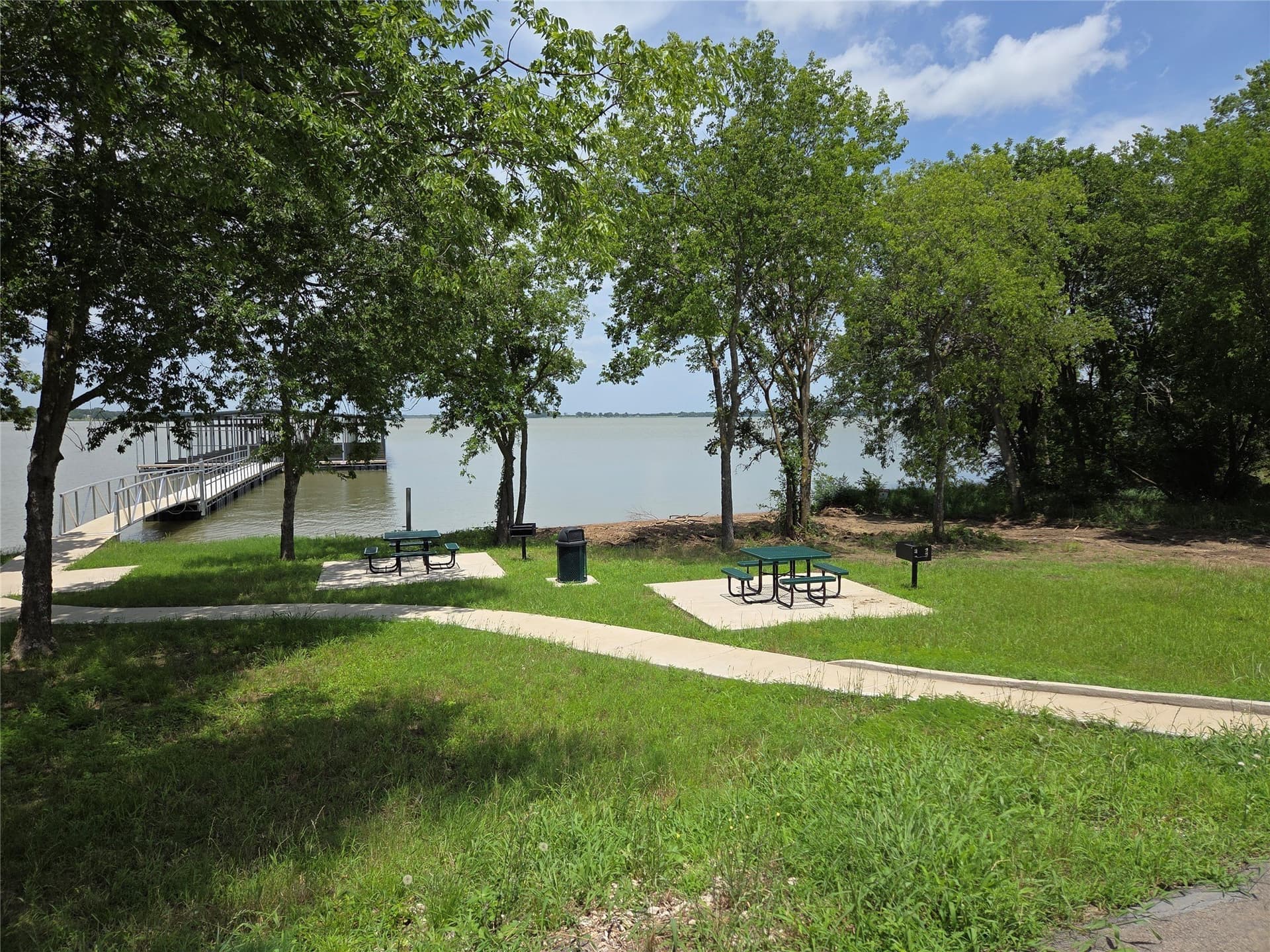 1.01 acres in Navarro County - photo 38
