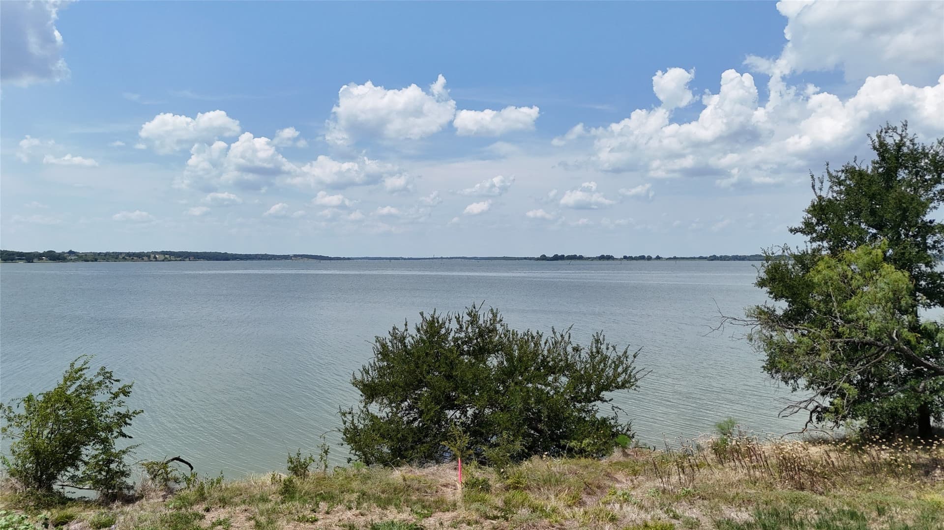 1.01 acres in Navarro County gallery image 4