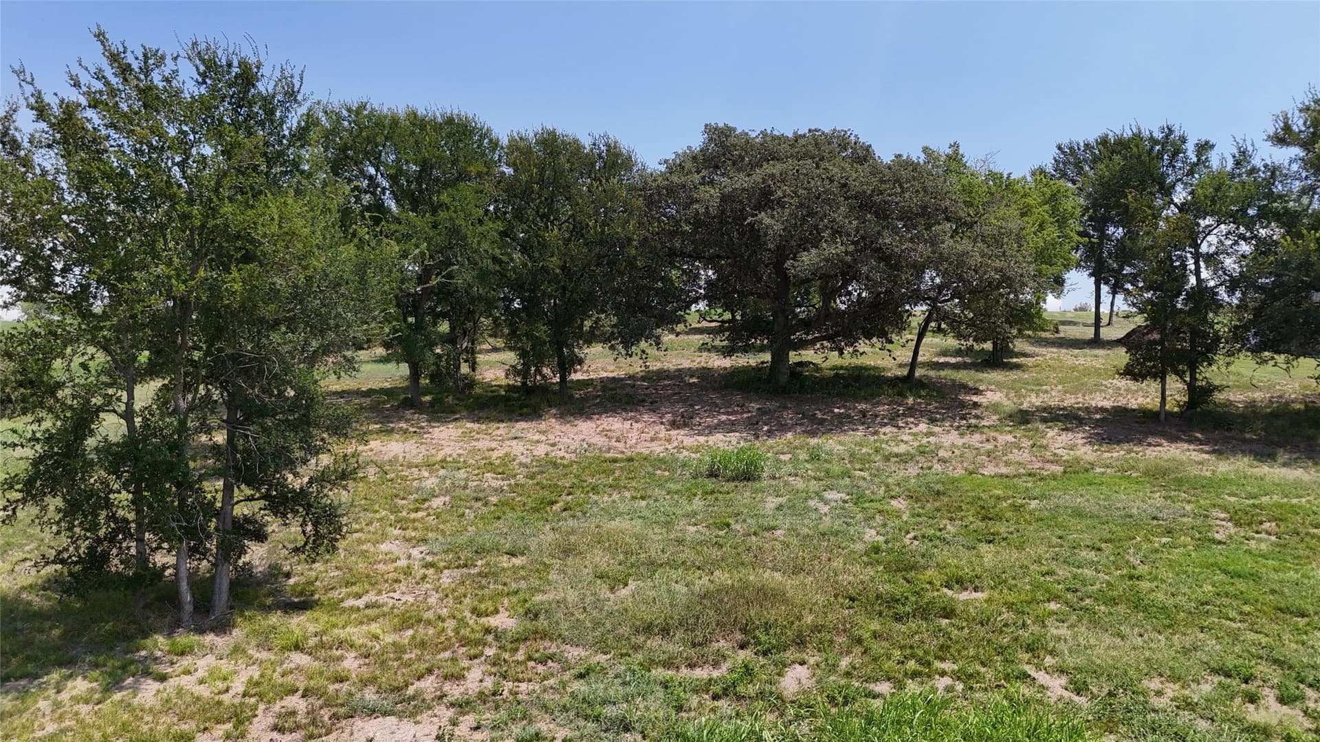 1.01 acres in Navarro County - photo 28