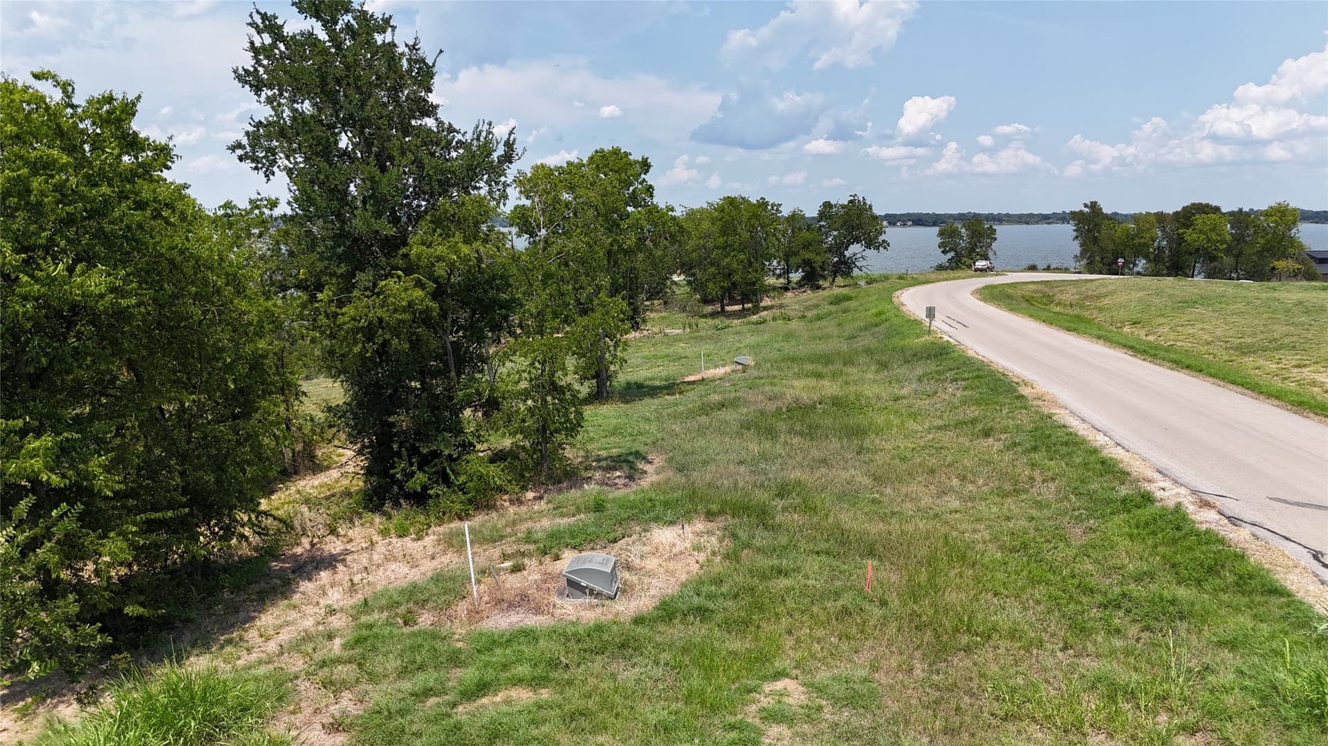 1.01 acres in Navarro County - photo 9