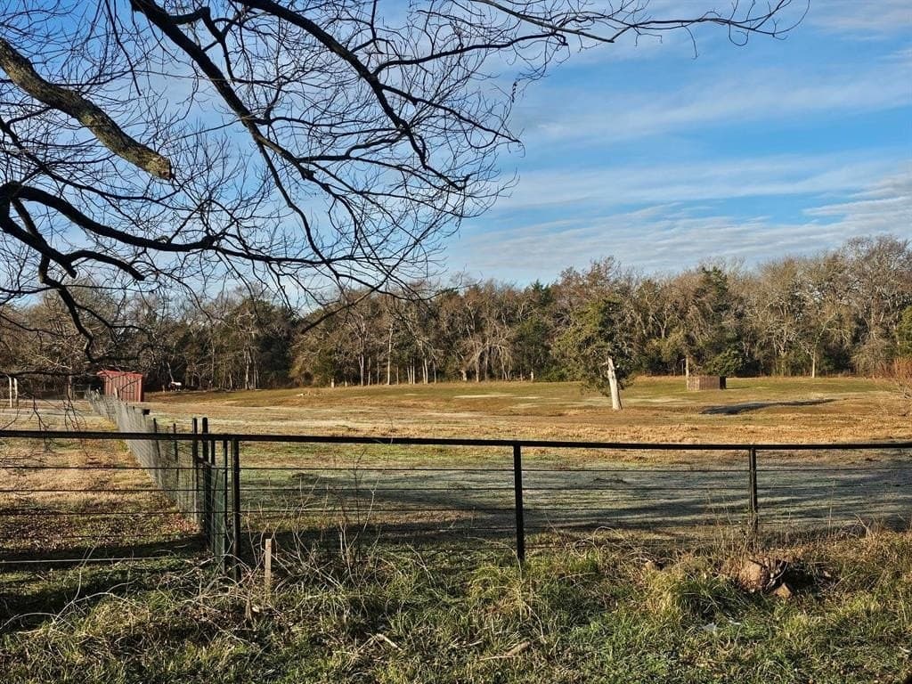 3.47 acres in Hunt County gallery image 2