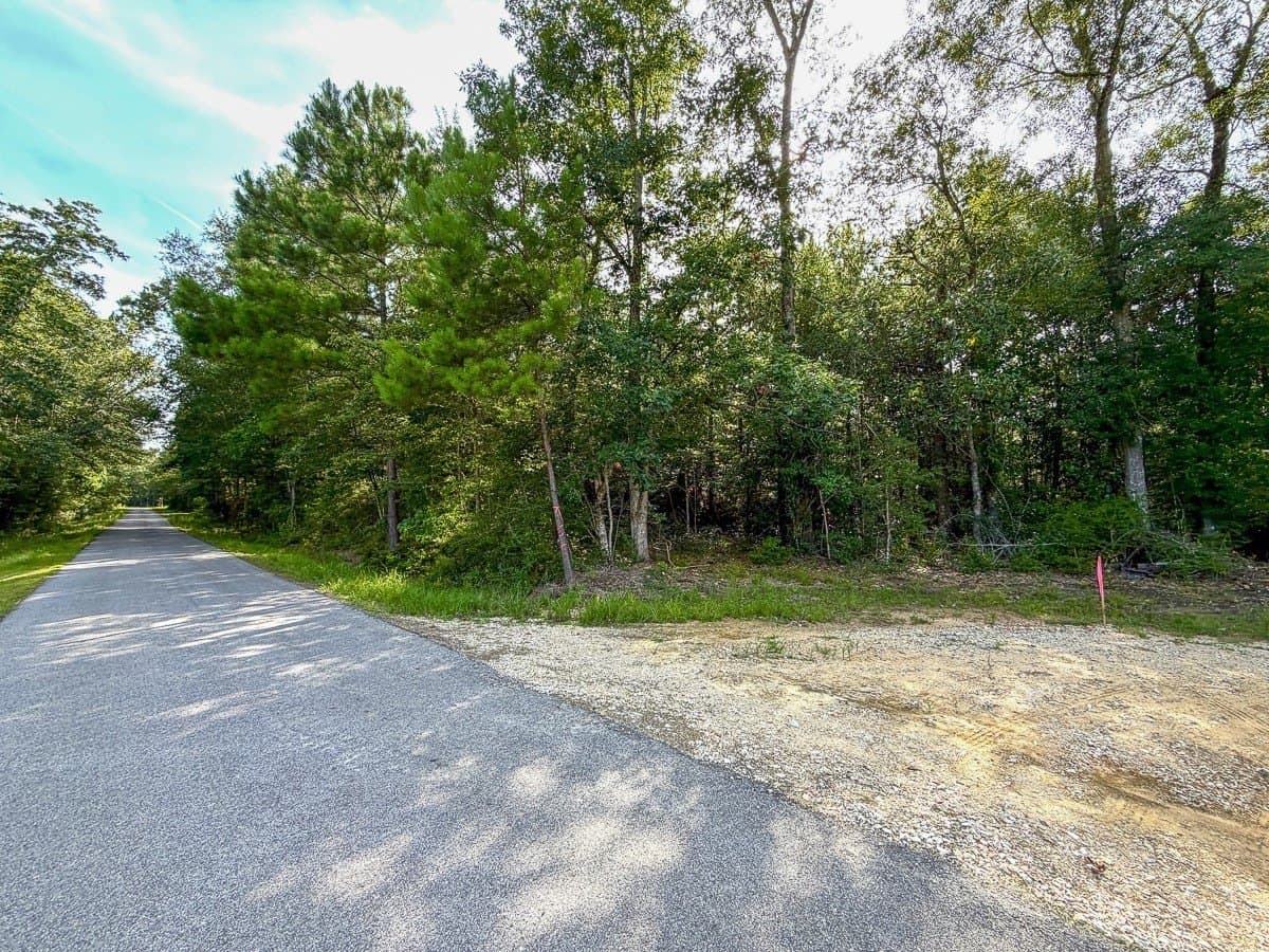 8.35 acres in Hardin County - photo 2