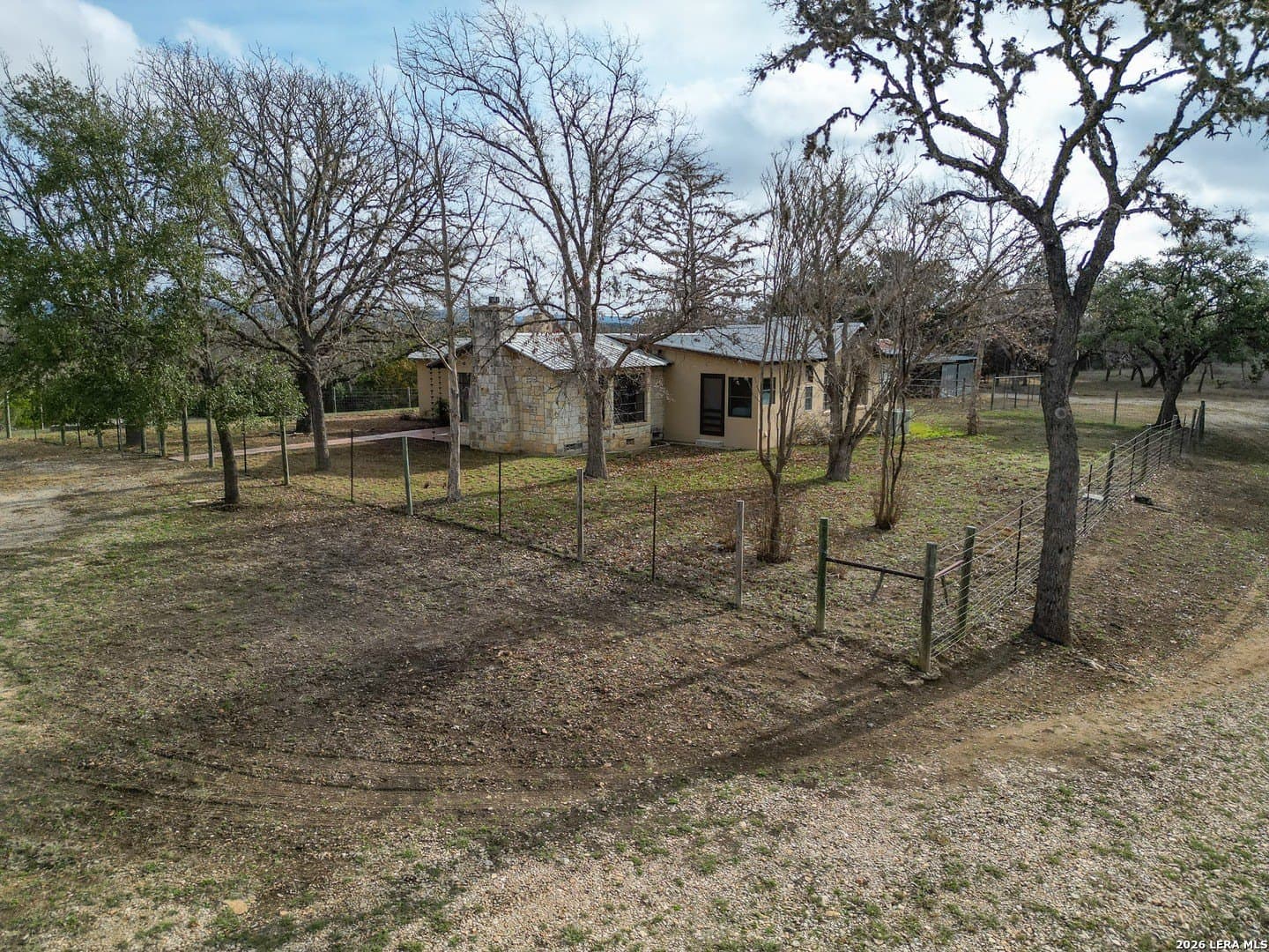 10.22 acres in Bandera County gallery image 2