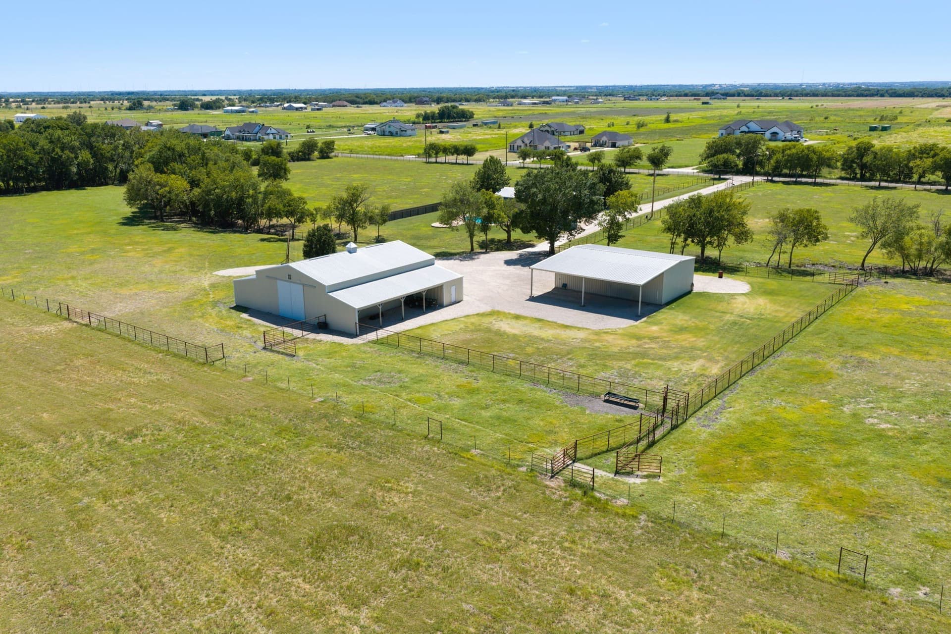 43.2 acres in Ellis County - photo 5