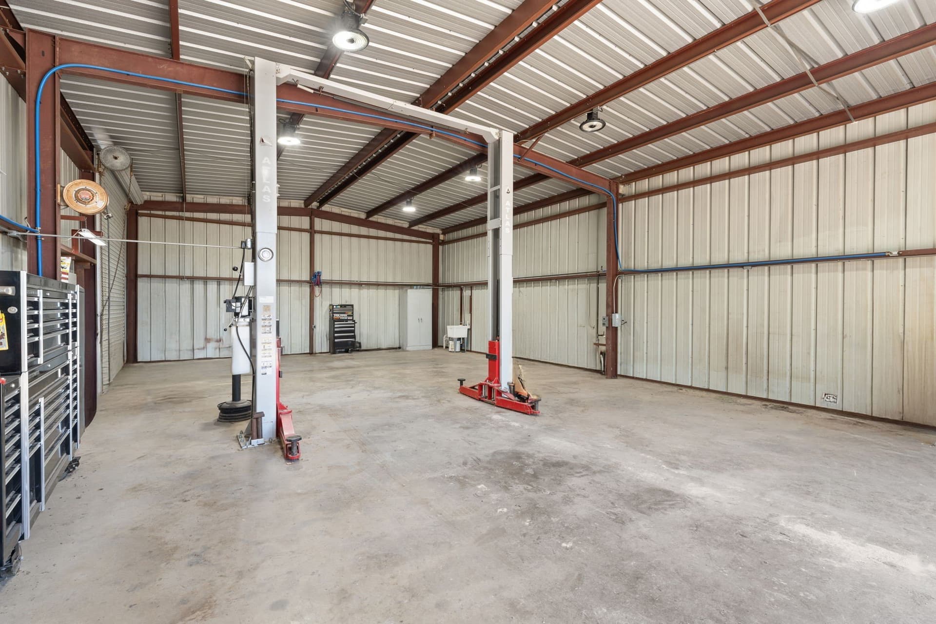 43.2 acres in Ellis County - photo 32