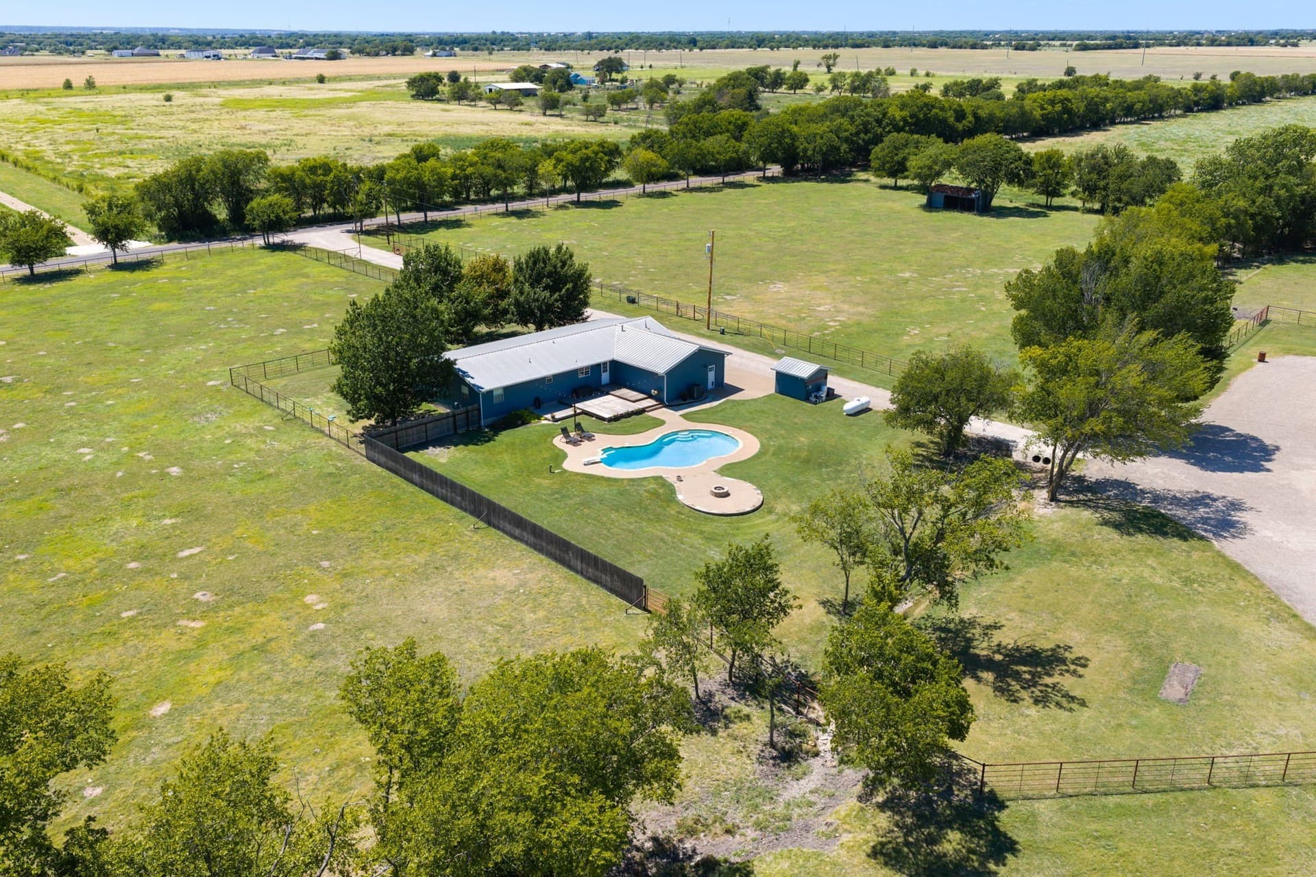43.2 acres in Ellis County - photo 3