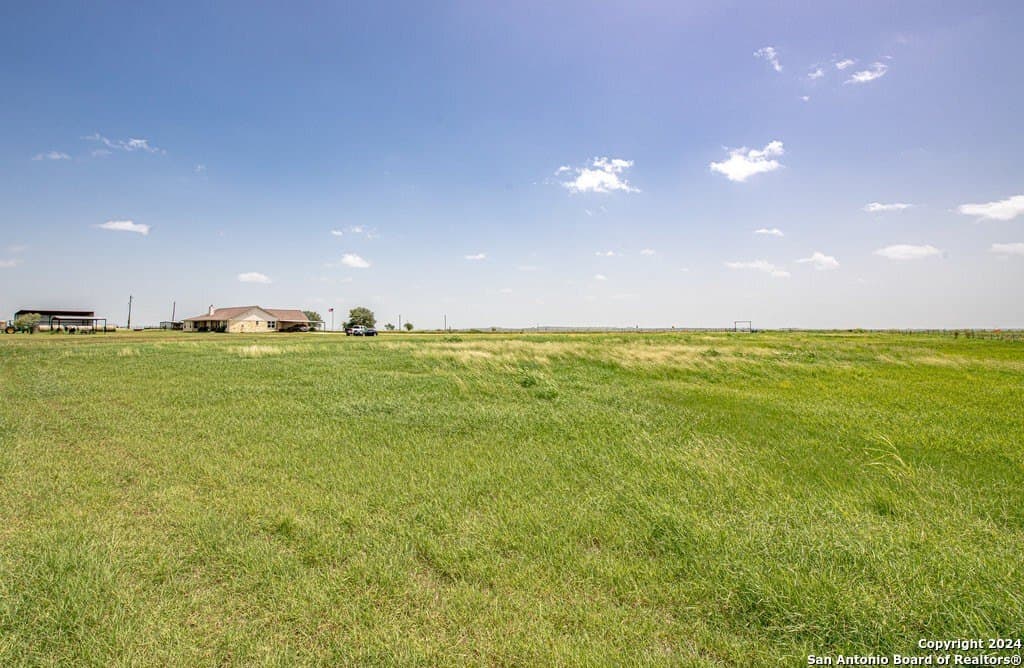20 acres in Guadalupe County - photo 16