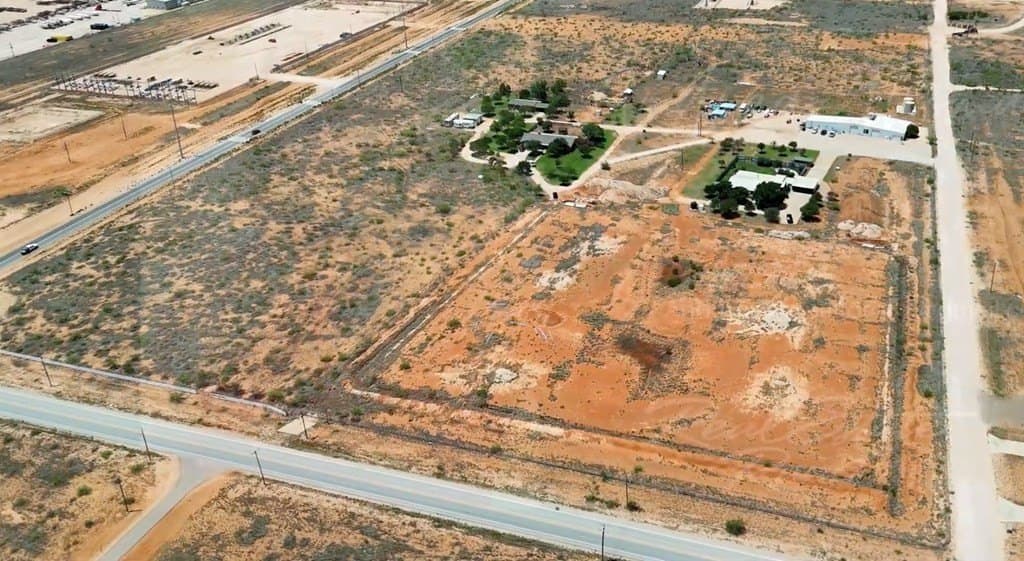 9 acres in Midland County gallery image 2