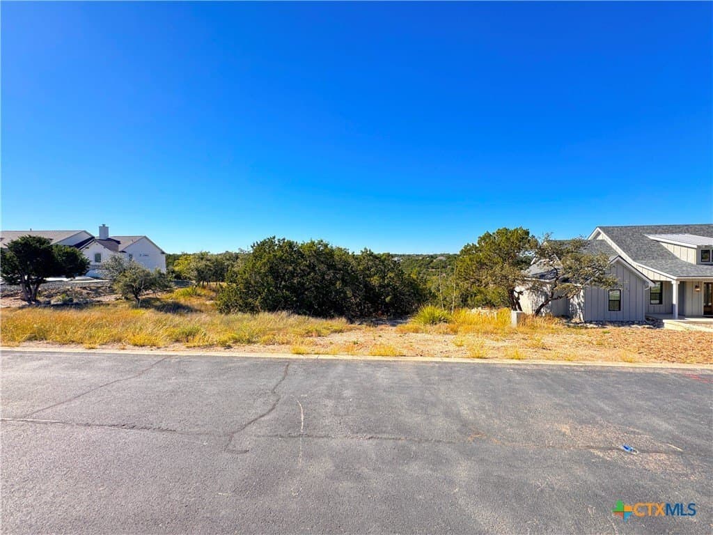 1.63 acres in Comal County - photo 13