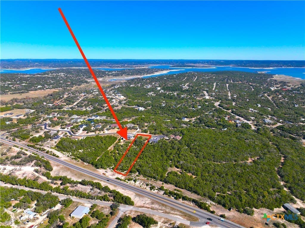 1.63 acres in Comal County gallery image 4