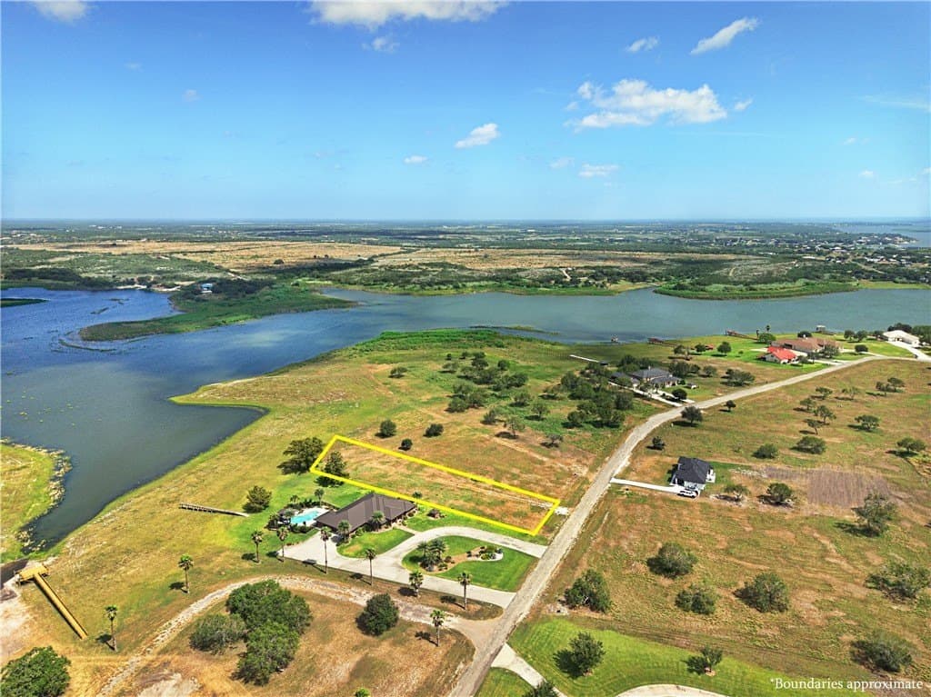1.01 acres in Jim Wells County gallery image 4