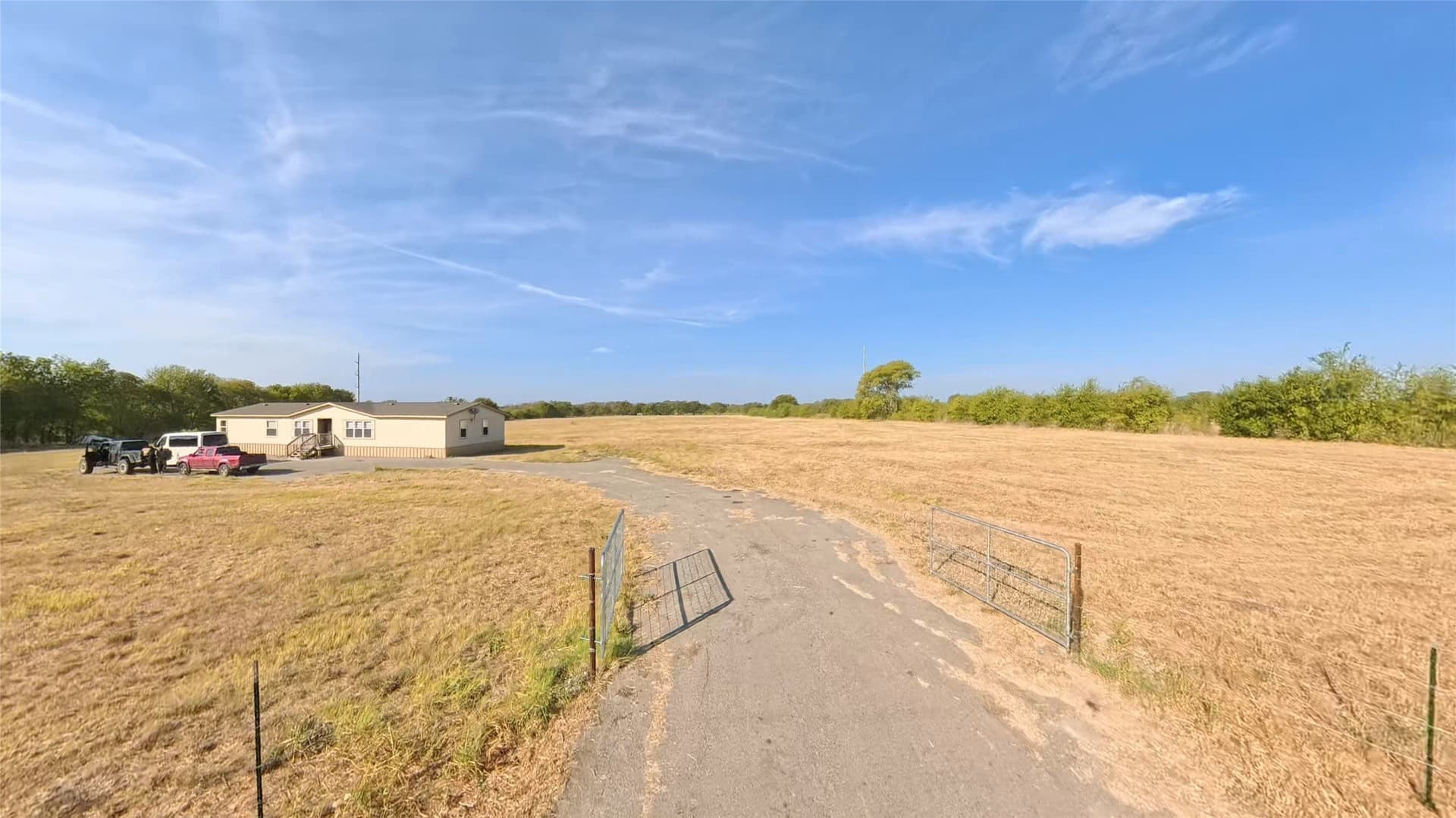 438 acres in Hill County - photo 3