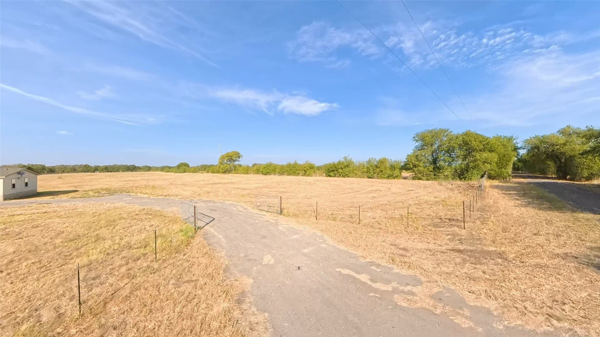 438 acres in Hill County - photo 2
