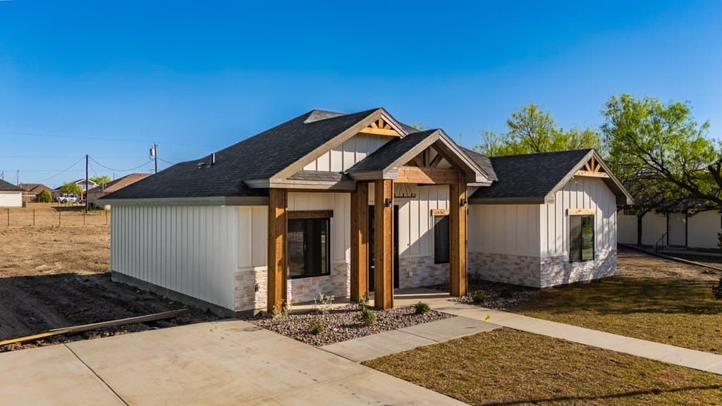 15,000 acres in Maverick County gallery image 2