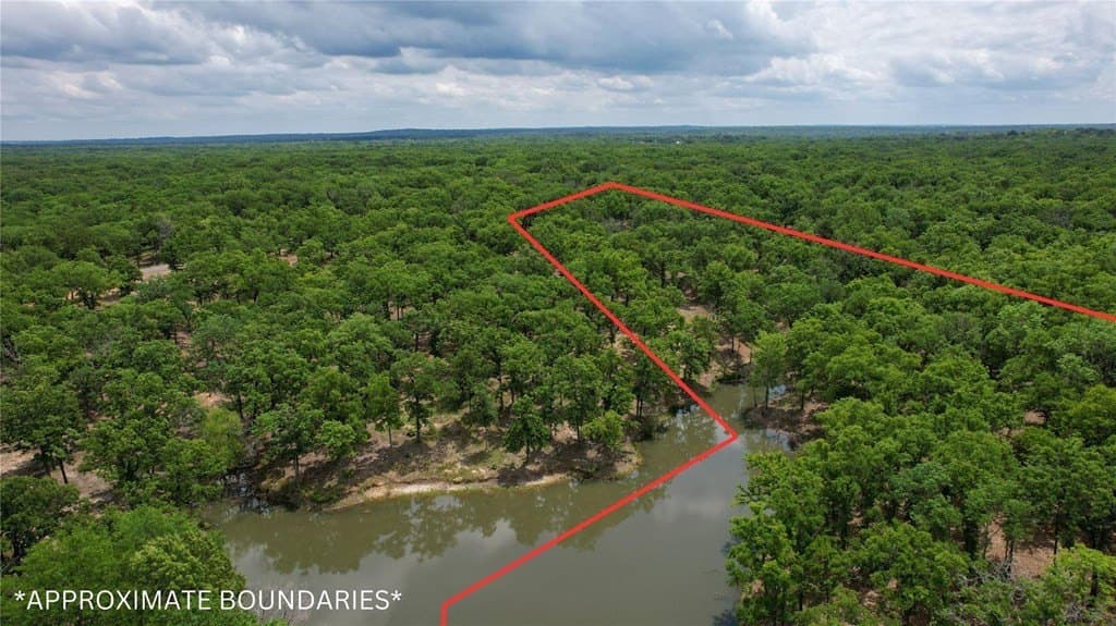 4.03 acres in Henderson County - photo 8