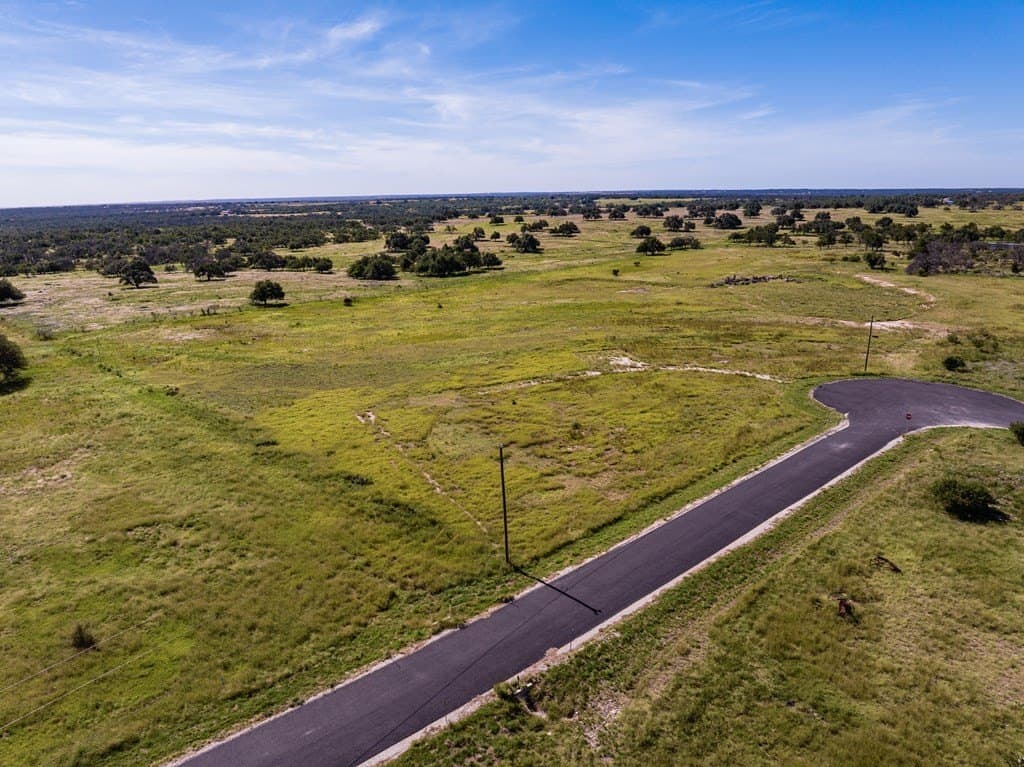 7.09 acres in Kerr County gallery image 2