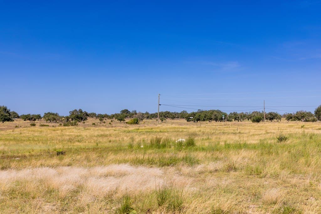 7.09 acres in Kerr County gallery image 4