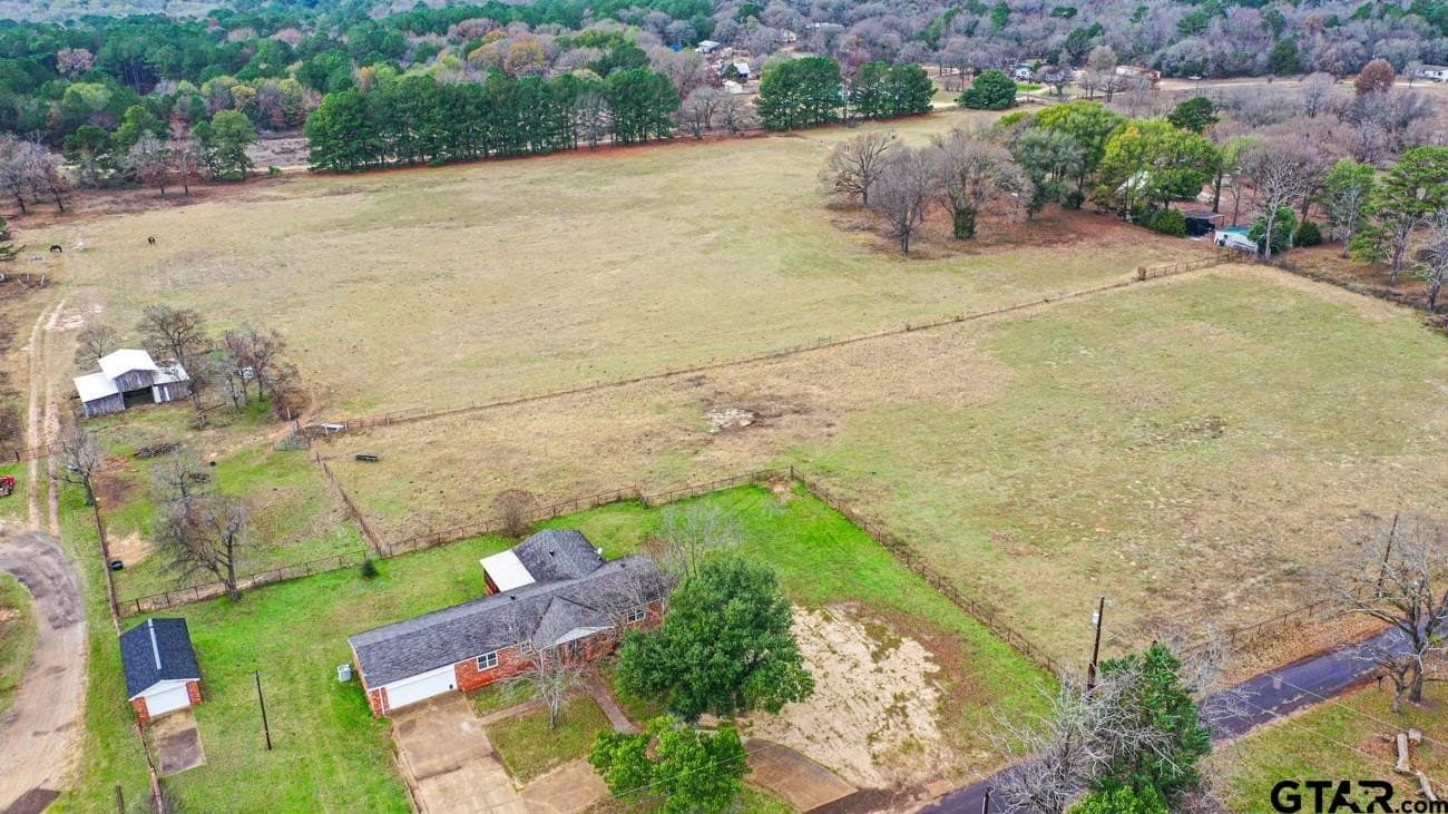 3 acres in Smith County - photo 4