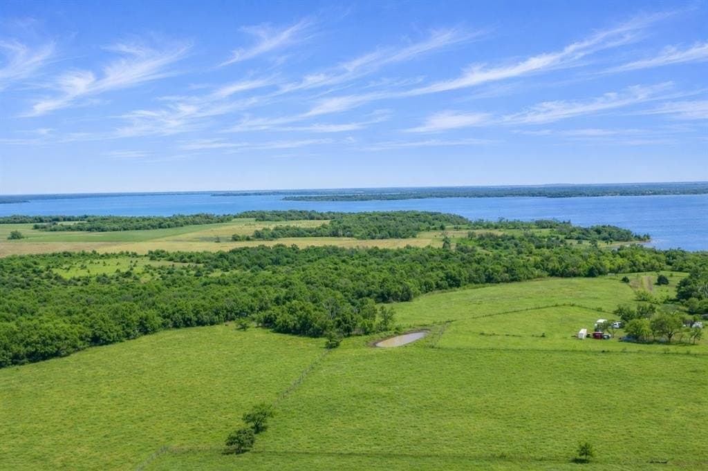 13 acres in Navarro County gallery image 2