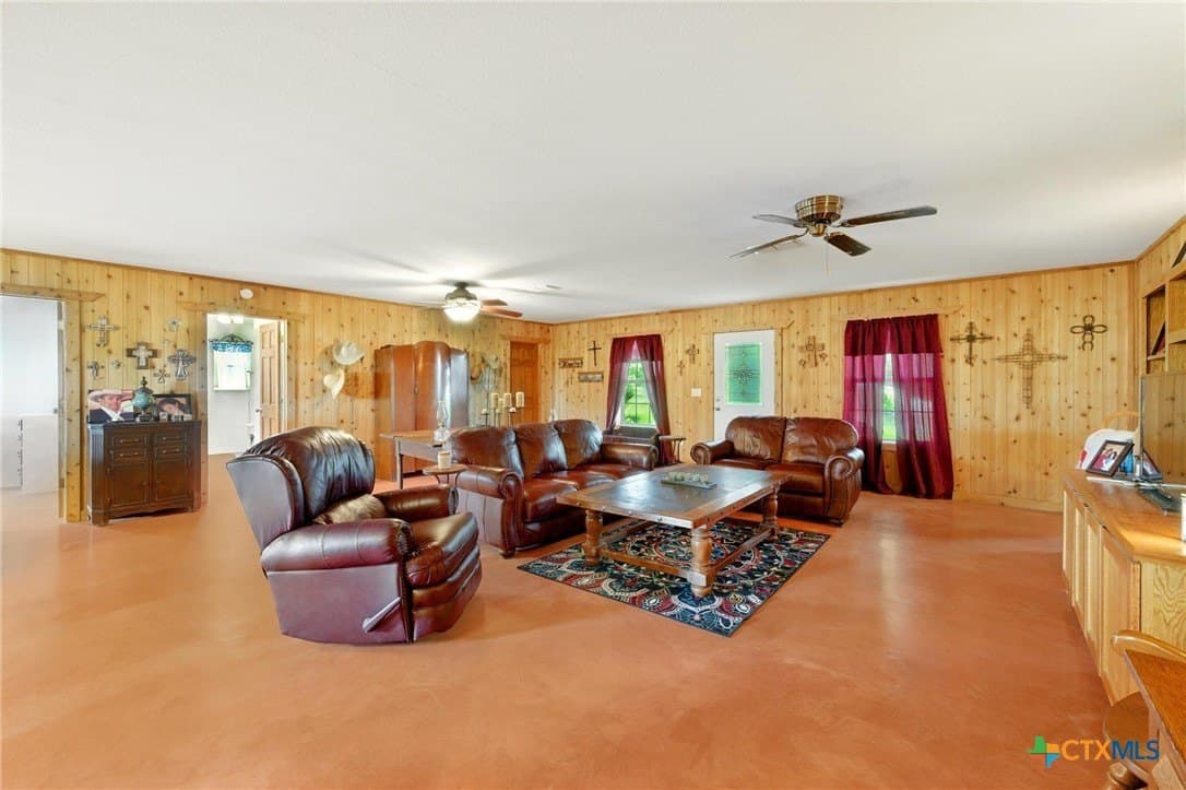 31.87 acres in Caldwell County gallery image 4