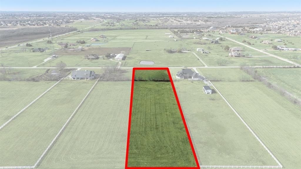 2.5 acres in Rockwall County gallery image 3