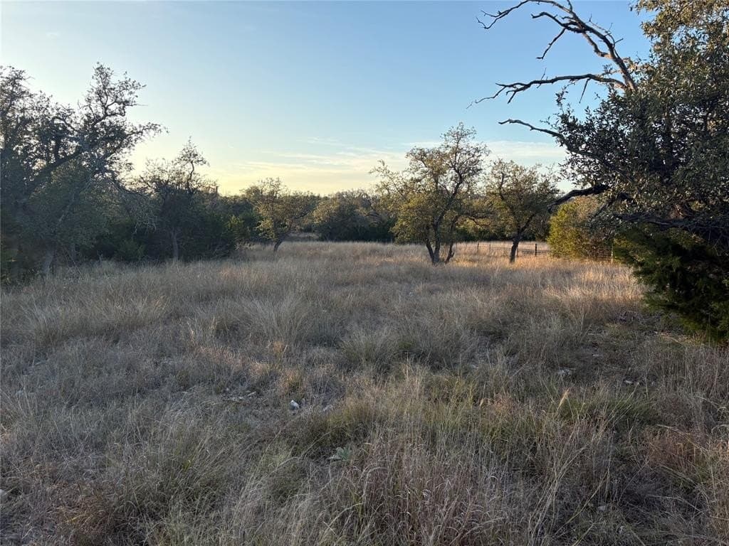 10 acres in Kerr County gallery image 2