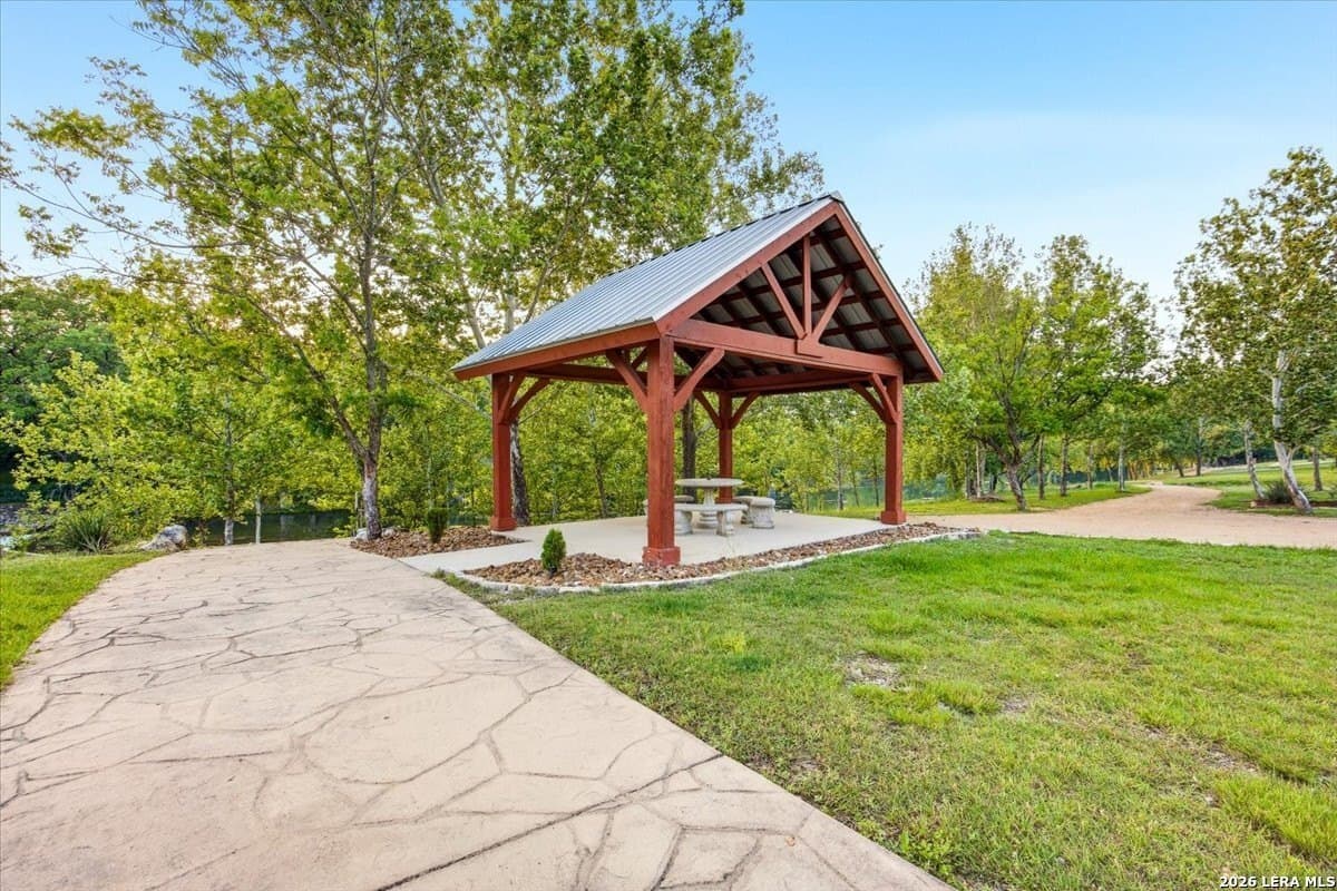 0.29 acres in Comal County - photo 9