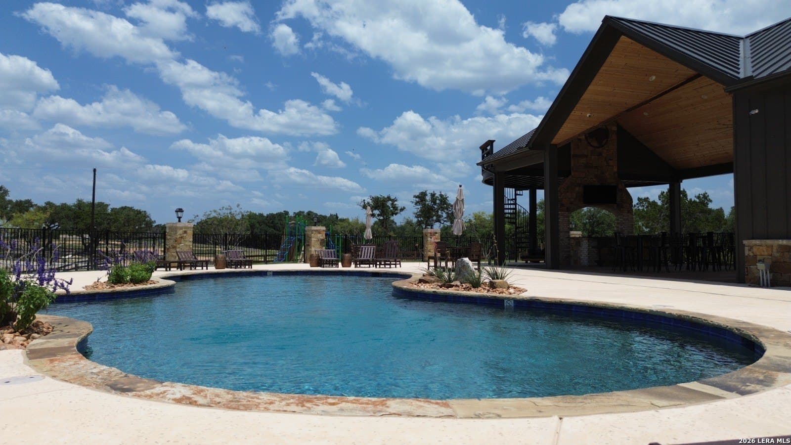 2.37 acres in Comal County - photo 13